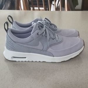 Nike Court Vision Low Sneakers